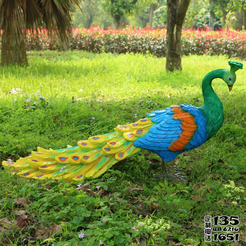 戶(hù)外草坪上玻璃鋼彩繪仿真動(dòng)物孔雀雕塑 戶(hù)外草坪上玻璃鋼彩繪仿真動(dòng)物孔雀雕塑
